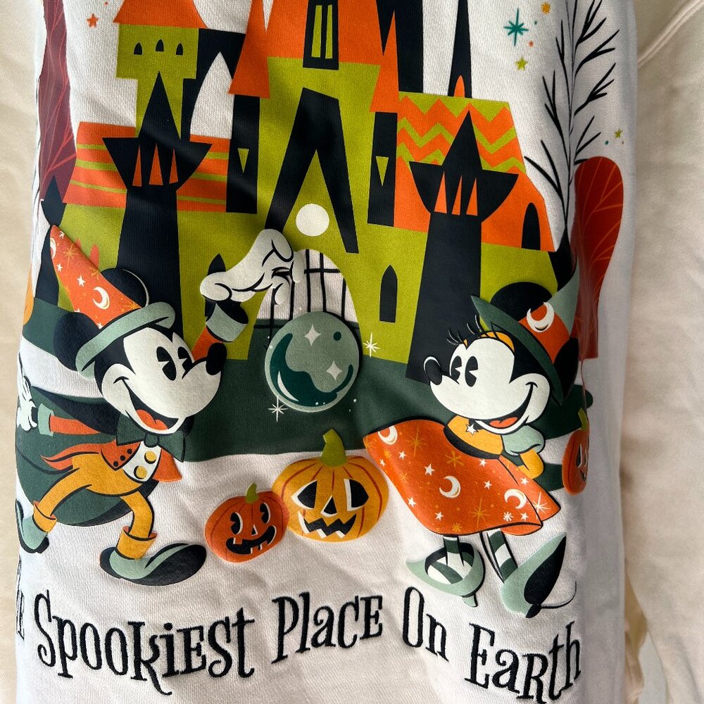 Disney Halloween NWT size 3Large hoodie